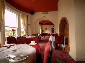 Pickwick Inn Scarborough Exterior photo